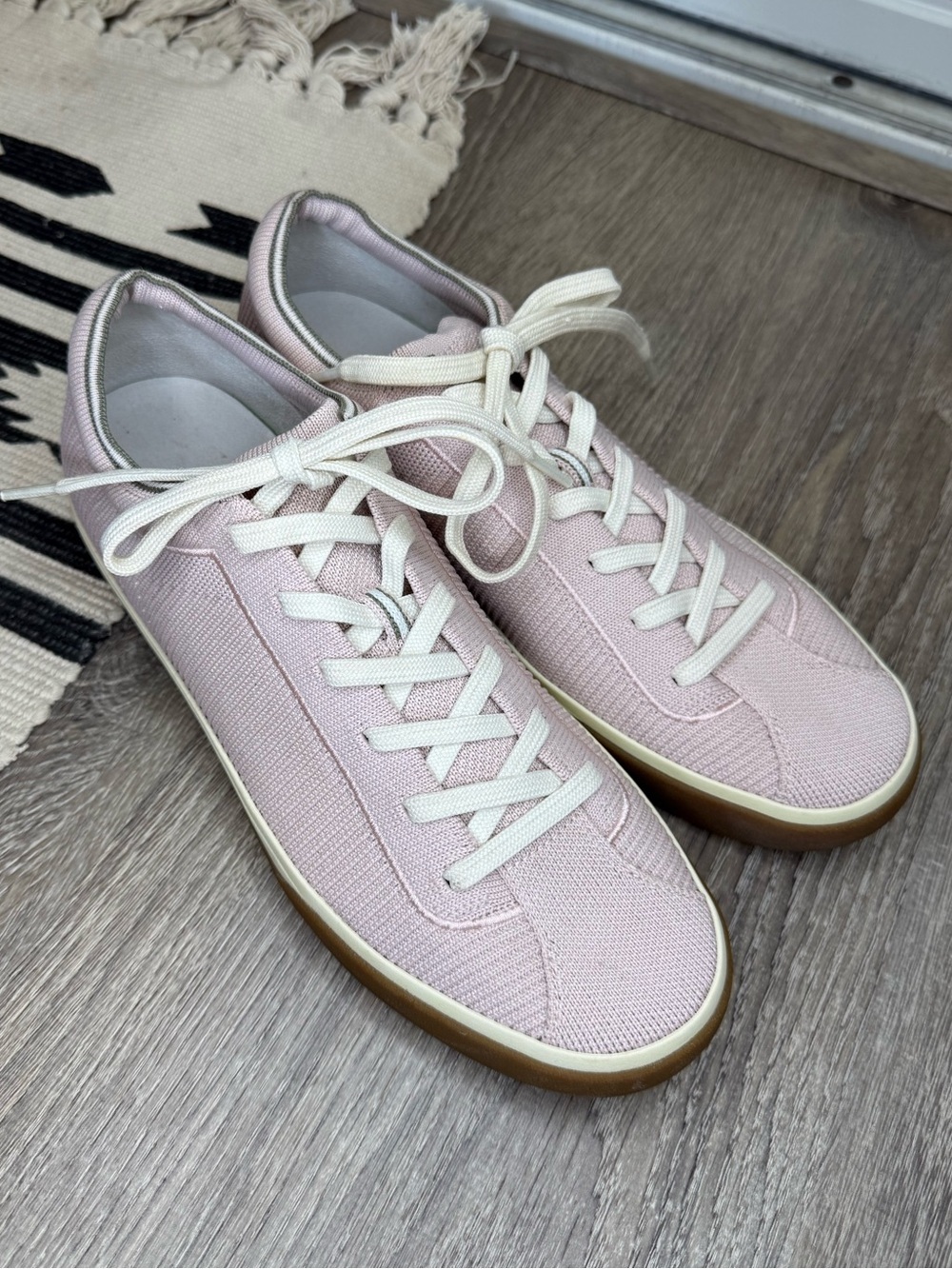 Rothys The Lace Up Women's 10 Pink Sneakers Lace Up Low Comfort Knit Shoes